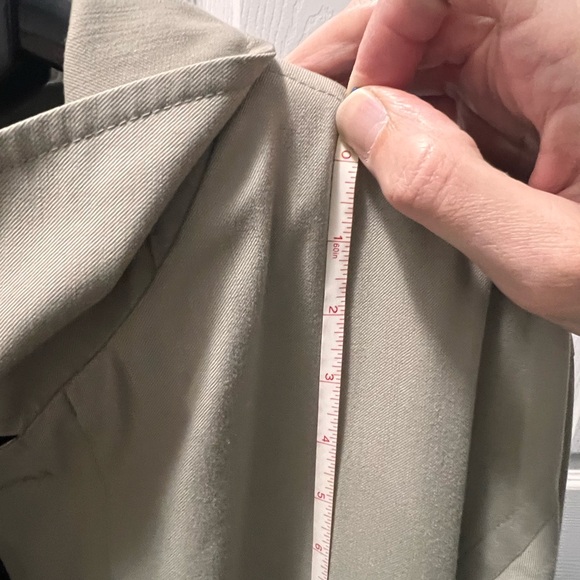 London Fog Classic Trench Coat, size 42 Regular Tan Beige USA made - Picture 11 of 16